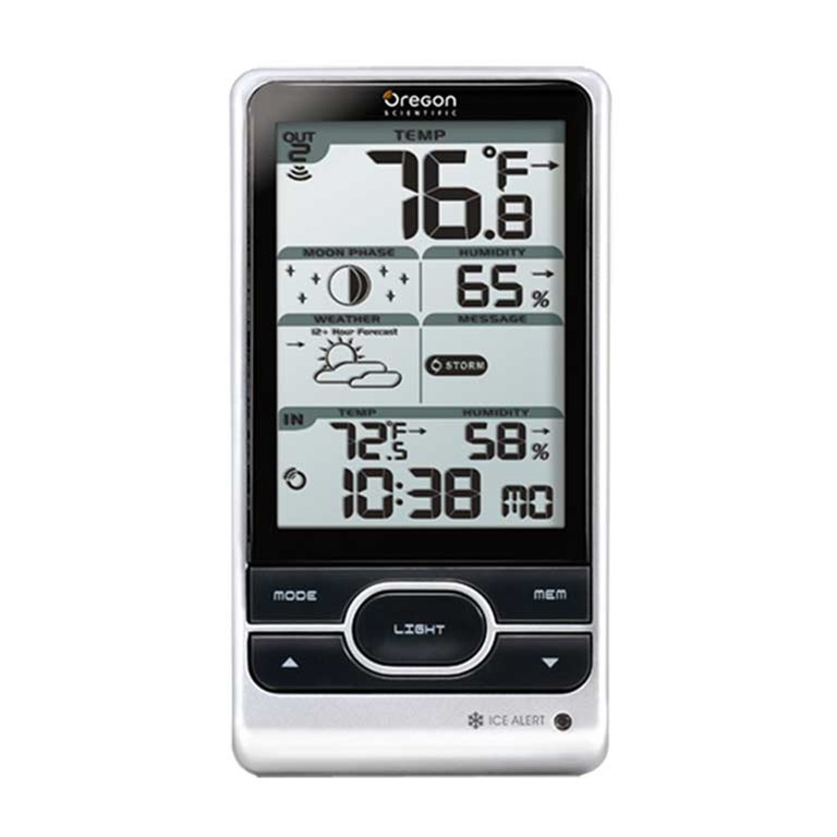 Oregon Scientific BAR688HGA Wireless Weather Station with  Temperature/Humidity Display and Self-Setting Atomic Clock 